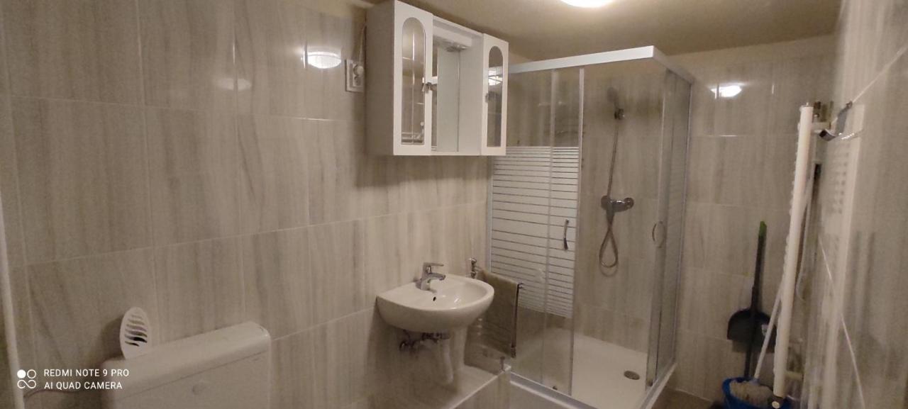 Centrum Apartmanok ชิโอฟก ภายนอก รูปภาพ